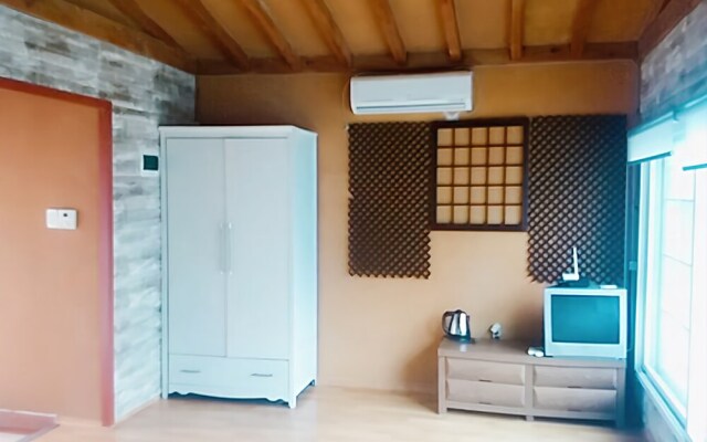 Namhae Gwanumpo Pension