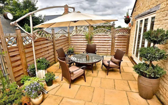 Silverstone Guest House