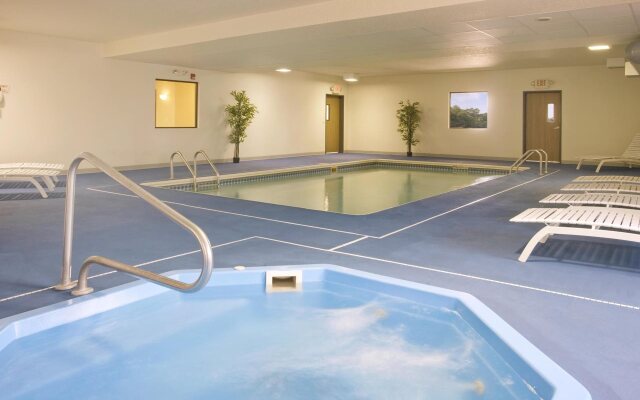 Americas Best Value Inn Gaylord