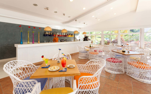 Checkin Bungalows Atlantida