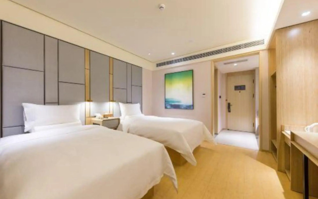 JI Hotel (Jinan Hi-tech Zone Dinghao Plaza)