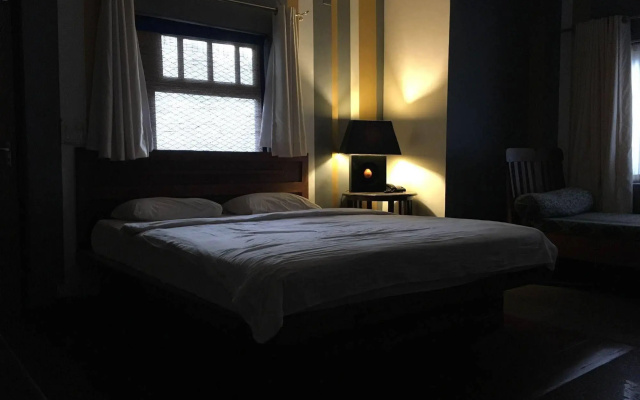 Casa Baga – Guest Rooms – Baga