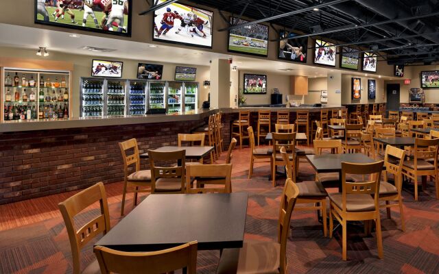 Travelodge by Wyndham Saskatoon