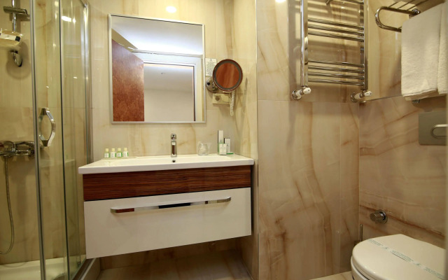 Tuzla Garden Hotel & Spa
