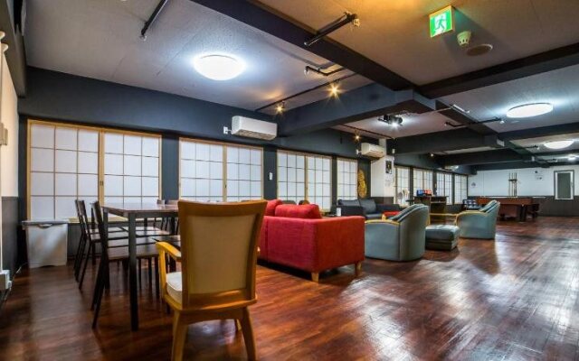 Merry Gate Osaka - Hostel