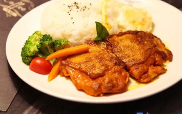 Hezhizhou Hot Spring Hotel