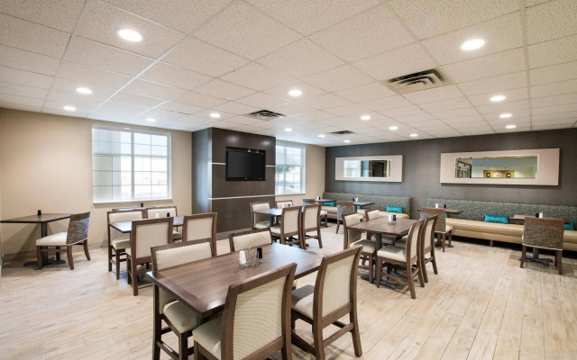 Comfort Suites San Angelo near University