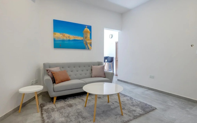 Perfect Location Modern 2BR Apartment