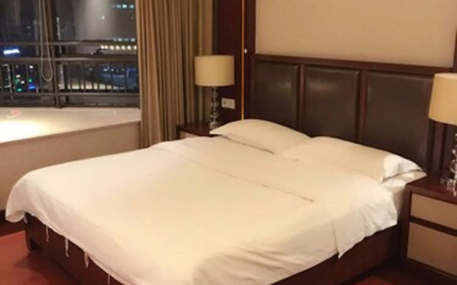 Jingan Ziyuan Apartment