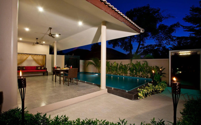 AT Pool Villa Resort