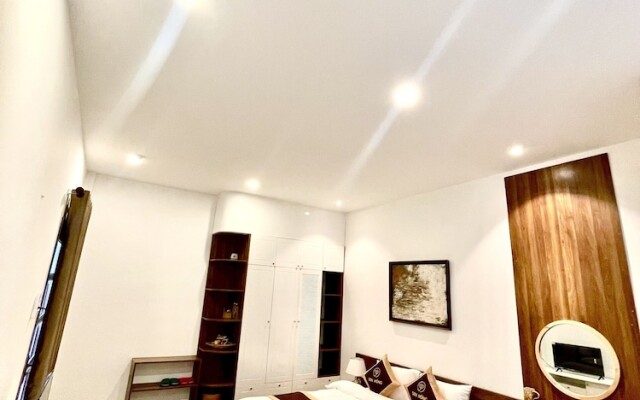 Sen Hong Apartment & Beer Garden