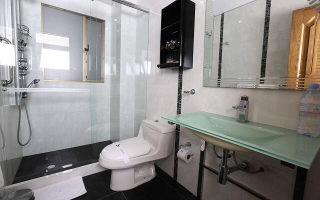 Suites 108
