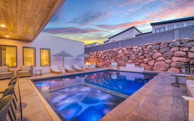 Desert Mirage 5 Bedroom Home