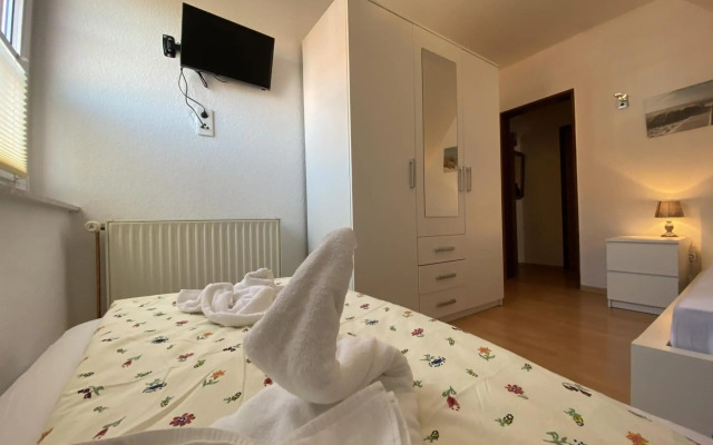 Haus Seeigel Strandflieder