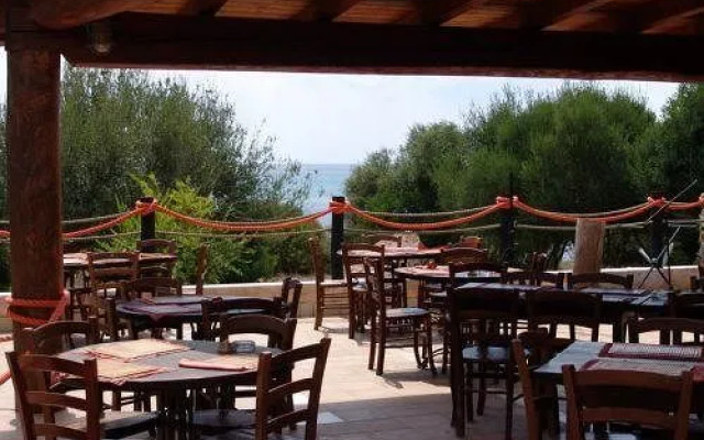 Camping Porto Corallo