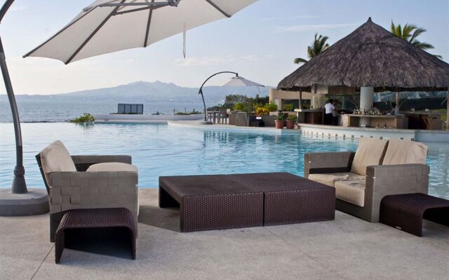 Delcanto Residences by LaTour