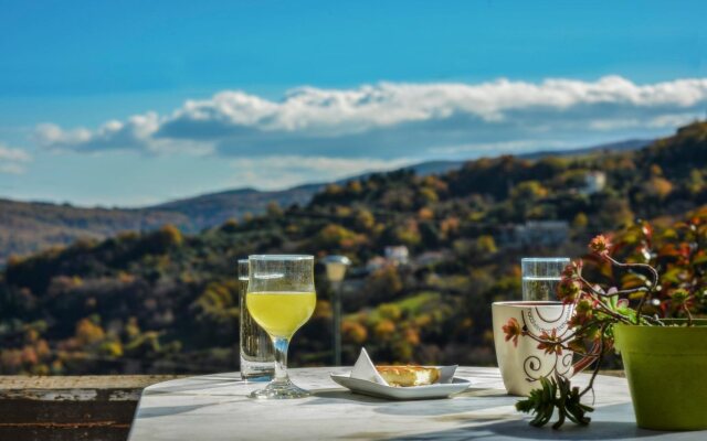 Eos Authentic Experience