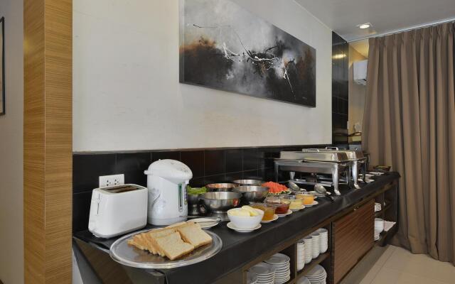 Arawana Express Phromphong Hotel