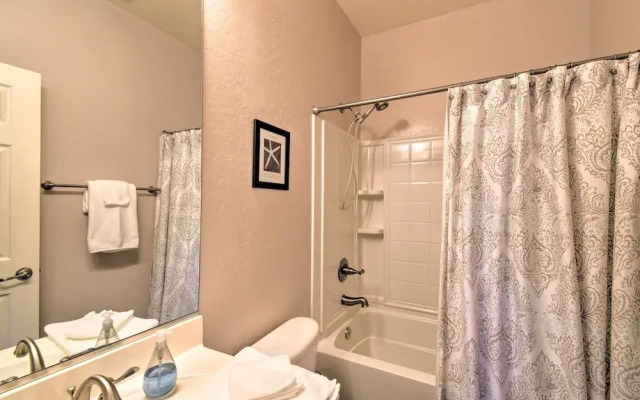 Goodyear Escape w/ Grill: Community Pool Access!