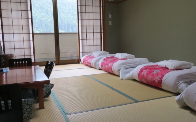 Miharaya Ryokan – Guest Rooms – Gujo
