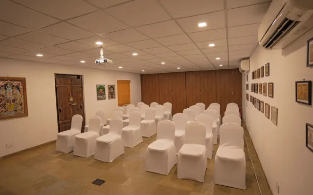 Dvara Siruvani