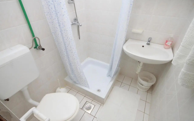 Studio Slano 8599a