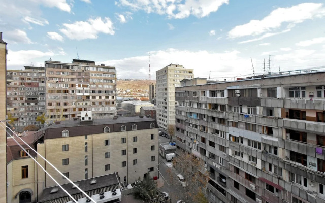 Apartment on Kajaznuni street