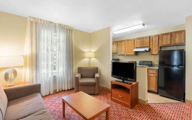 Extended Stay America Suites Chantilly Dulles