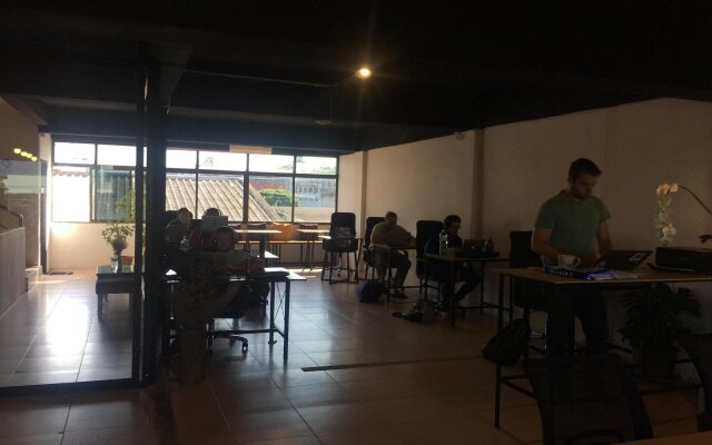 In The City Co-Living & Co-Working Space - Hostel