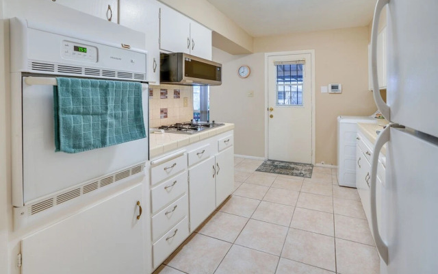 Patio & Yard: Sun City Home Near Casinos