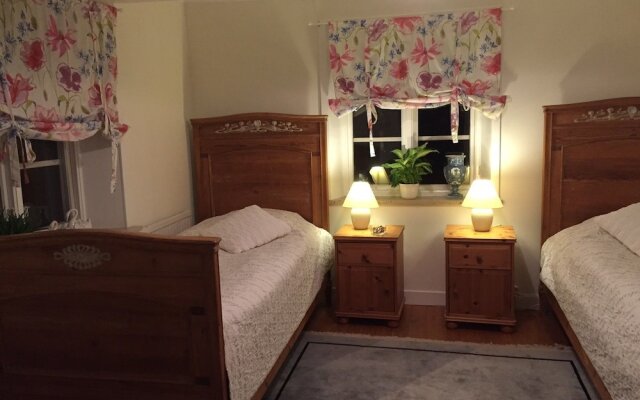Björkåsa Gård Bed & Box