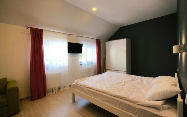 Apartment Zolotoy Bereg 5