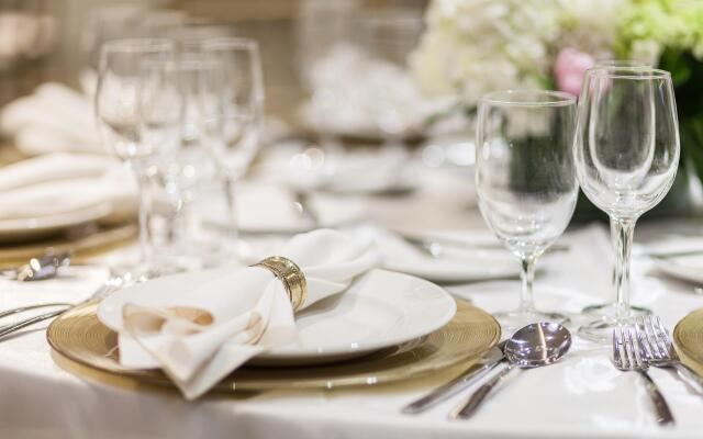 Holiday Inn Chicago North-Evanston by IHG