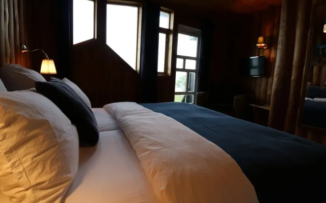 Brekkestranda Fjordhotel