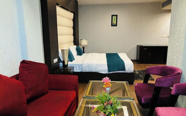 Roomshala 104 Hotel Billions