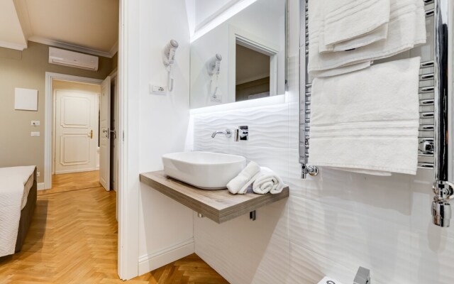 Mellini Palace Suites