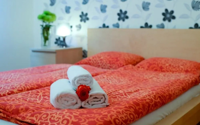 Aboriginal Budapest Apartments