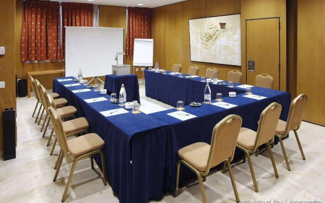 Sercotel de los Reyes Hotel