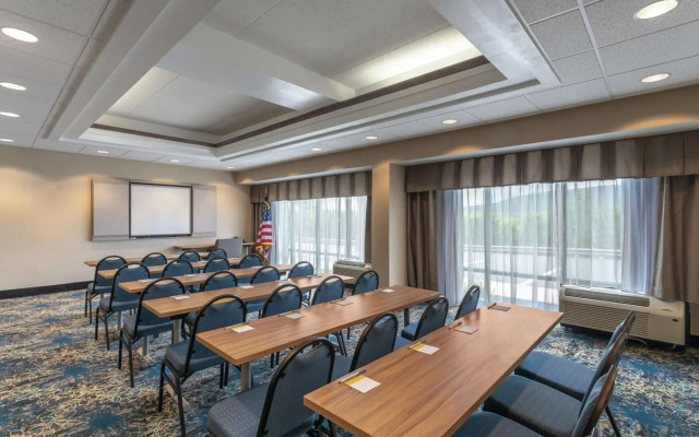 Hampton Inn Bedford