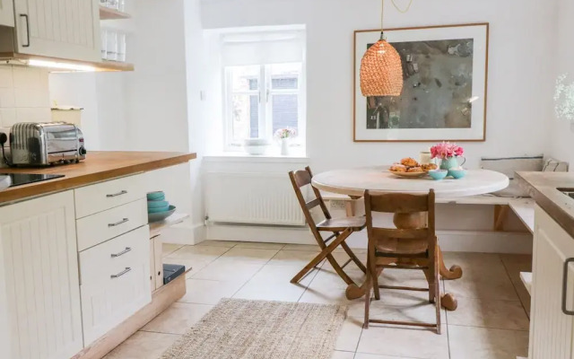 Whitehall Farm Cottage