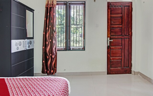 OYO 91642 Fhazel Residence Syariah