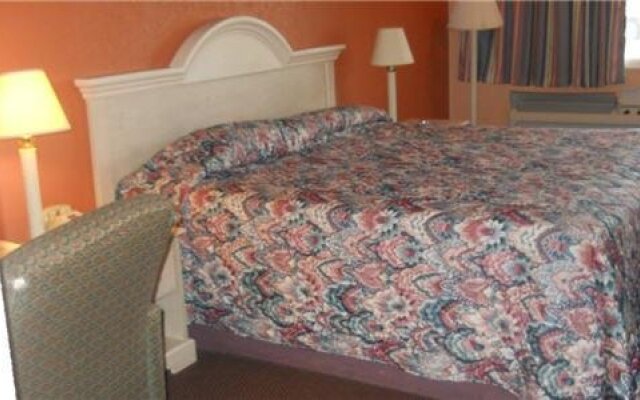Travelodge by Wyndham Thomasville AL