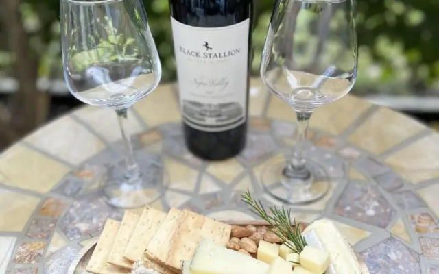 Bel Abri Napa Valley Inn