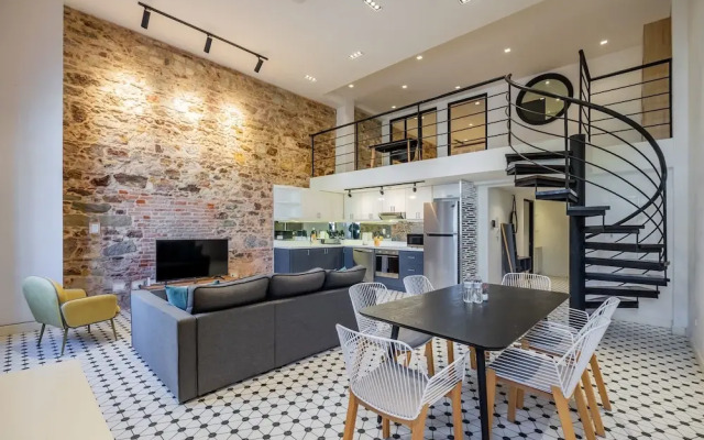 w Modern Duplex in San Felipe