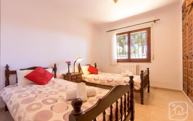 Villa Kelly 12 by Abahana Villas