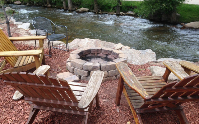 Silver Moon Inn