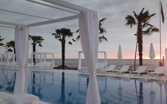 Apartament Dreamland Oasis in Chakvi