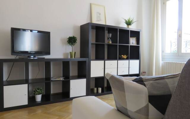 Altaseta Apartments