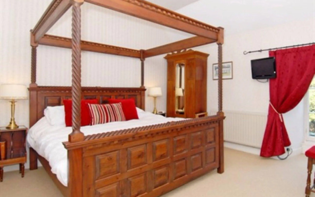 St Benets Abbey B&B