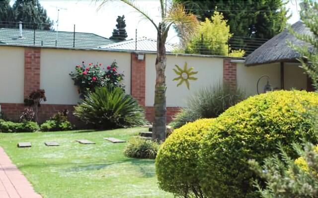 Mendelssohn Manor Guest House